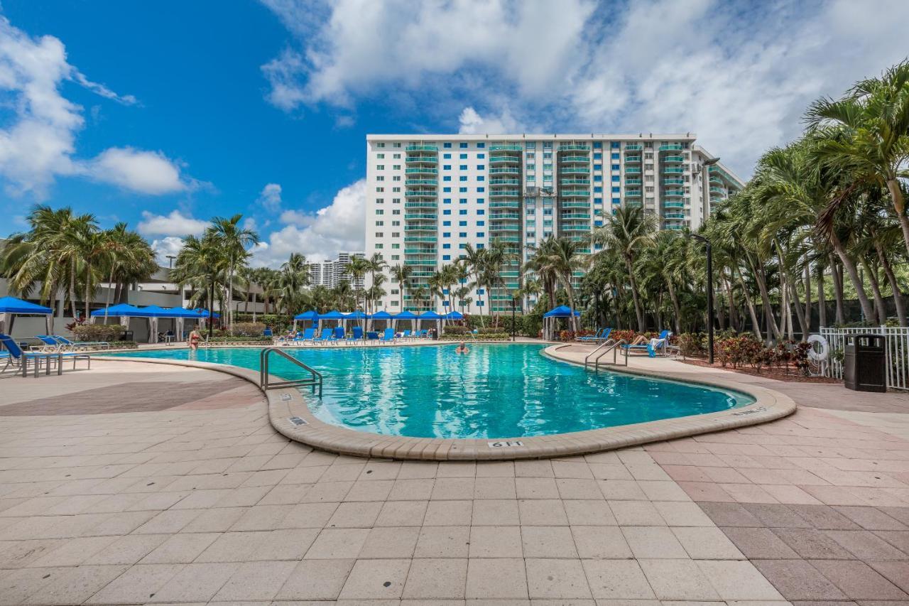 Ocean Reserve Luxury Condos Across From Sunny Isles Beach Miami Beach Luaran gambar