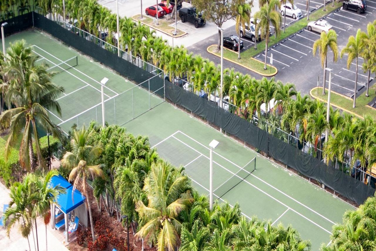 Ocean Reserve Luxury Condos Across From Sunny Isles Beach Miami Beach Luaran gambar